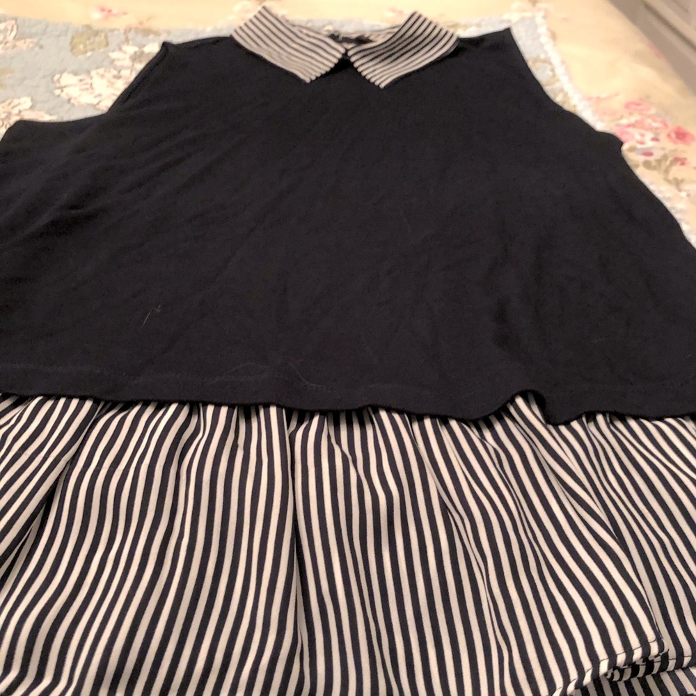 EUC LOFT Sz M navy sleeveless summertime top